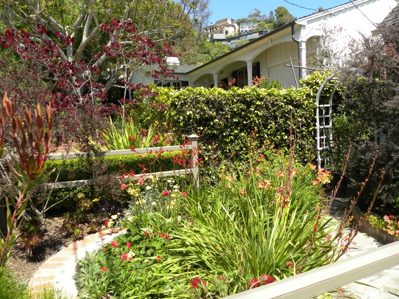 2010_Upper_Diamond_Street_09