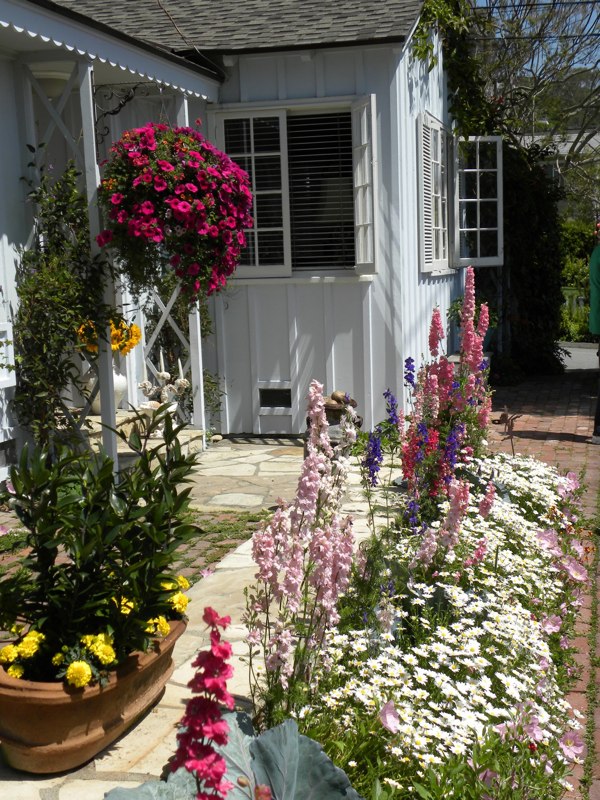 2010_Upper_Diamond_Street_12