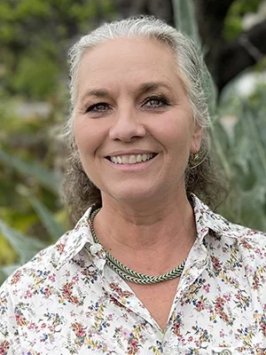 nancy-englund-300×400 Nancy Englund